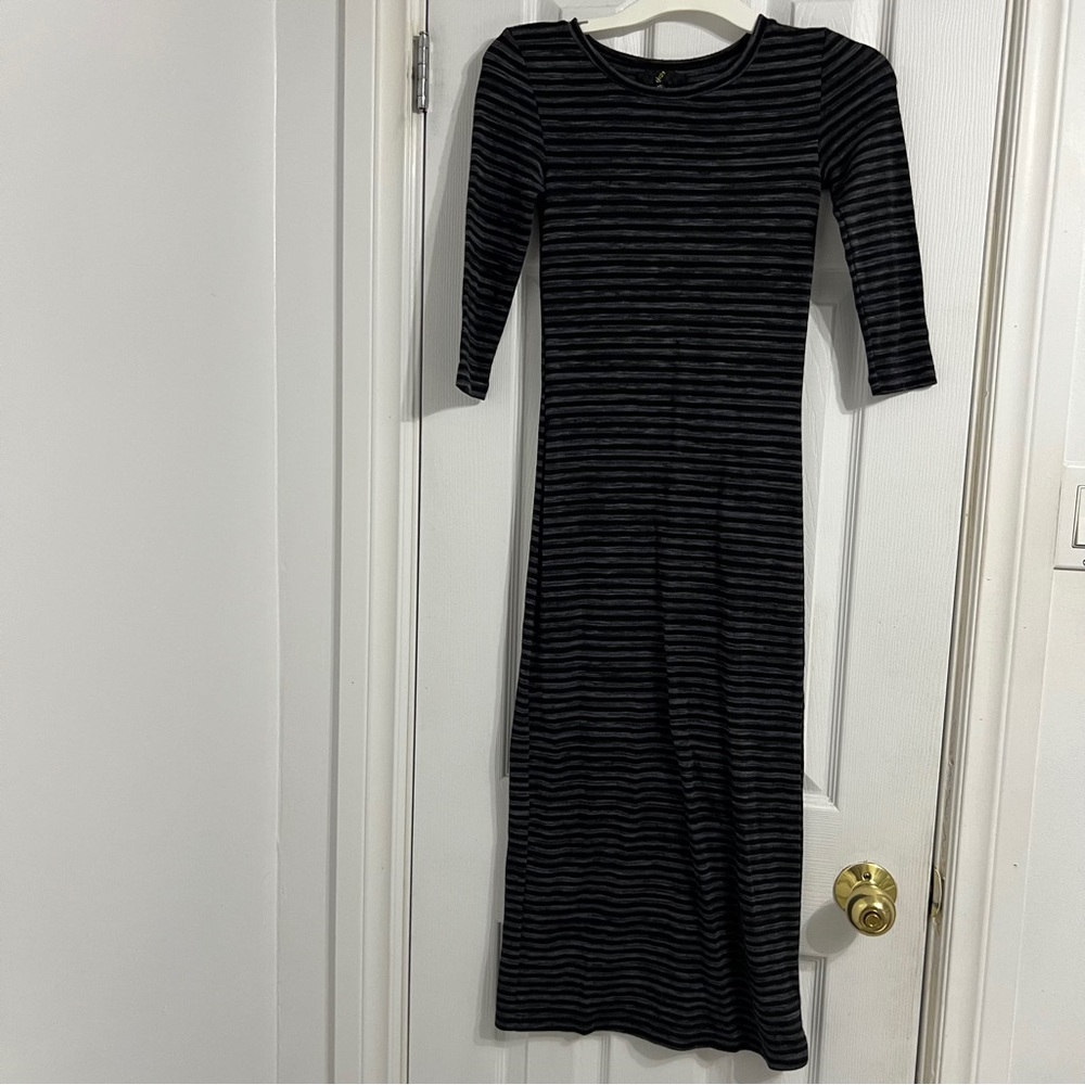 Black and Silver Ribbed Maxi Dress with Crew Neck